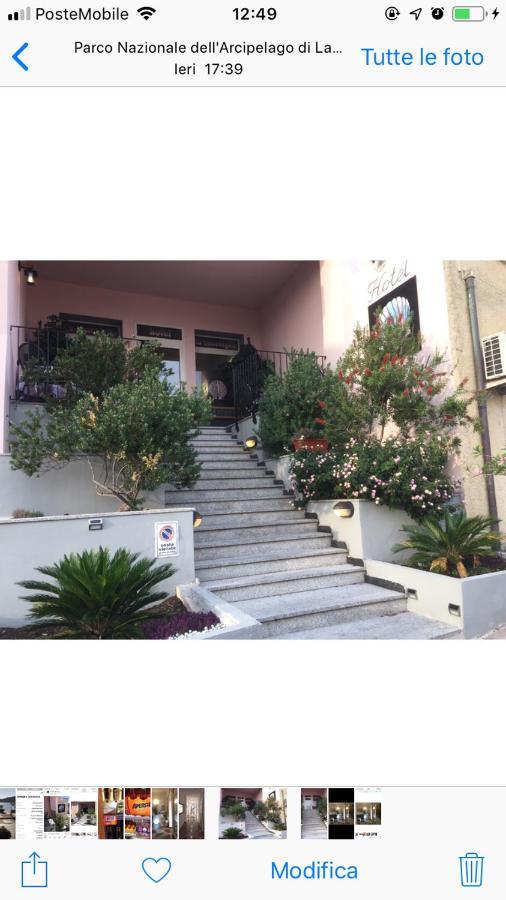 Hotel La Conchiglia La Maddalena  Exterior photo